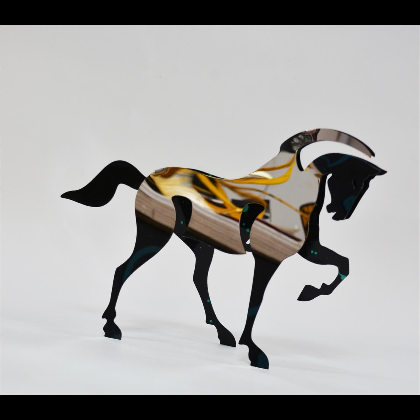 Caballo de Paso Inox.