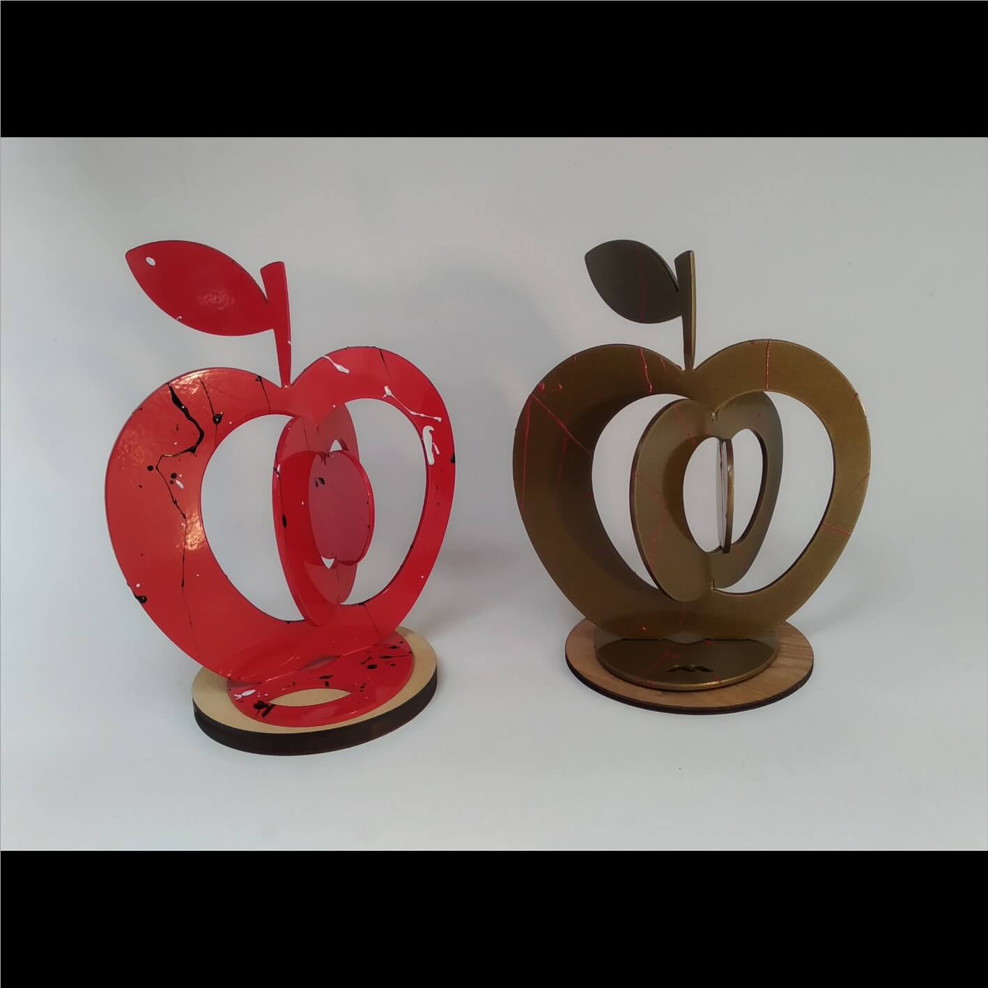 Manzanas Roja y Dorado con Salpicaduras