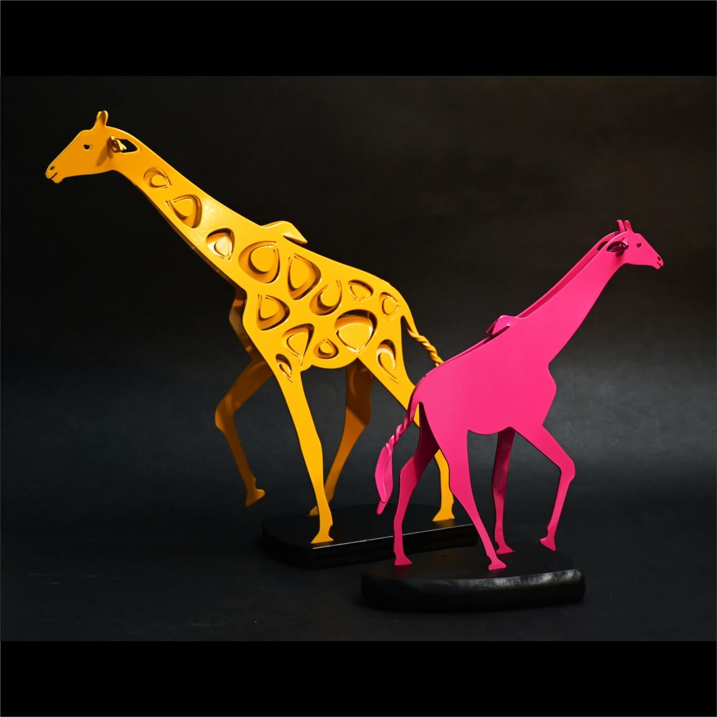 Jirafas Amarilla y Rosa