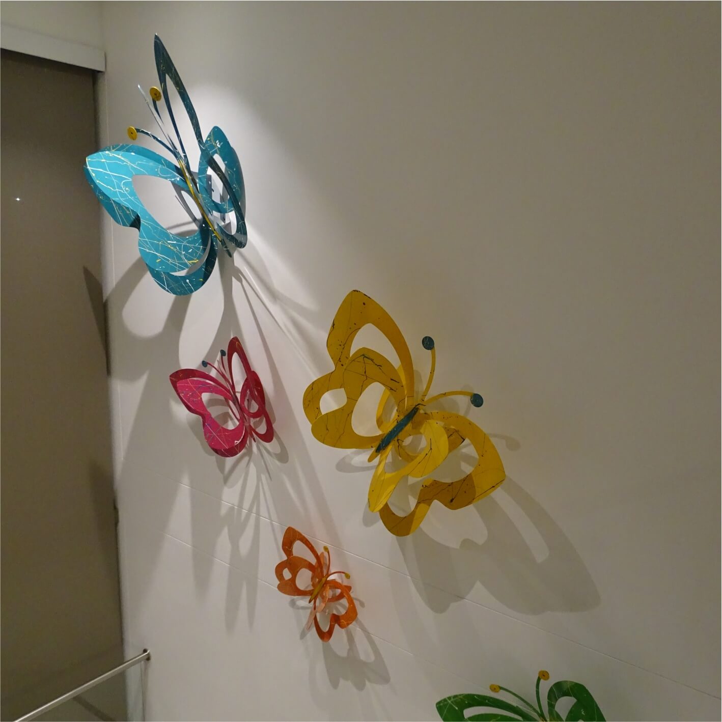 Mariposas de Pared de Colores con Salpicaduras