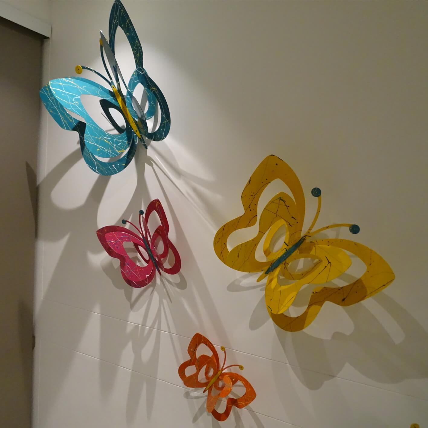 Mariposas de Pared de Colores con Salpicaduras