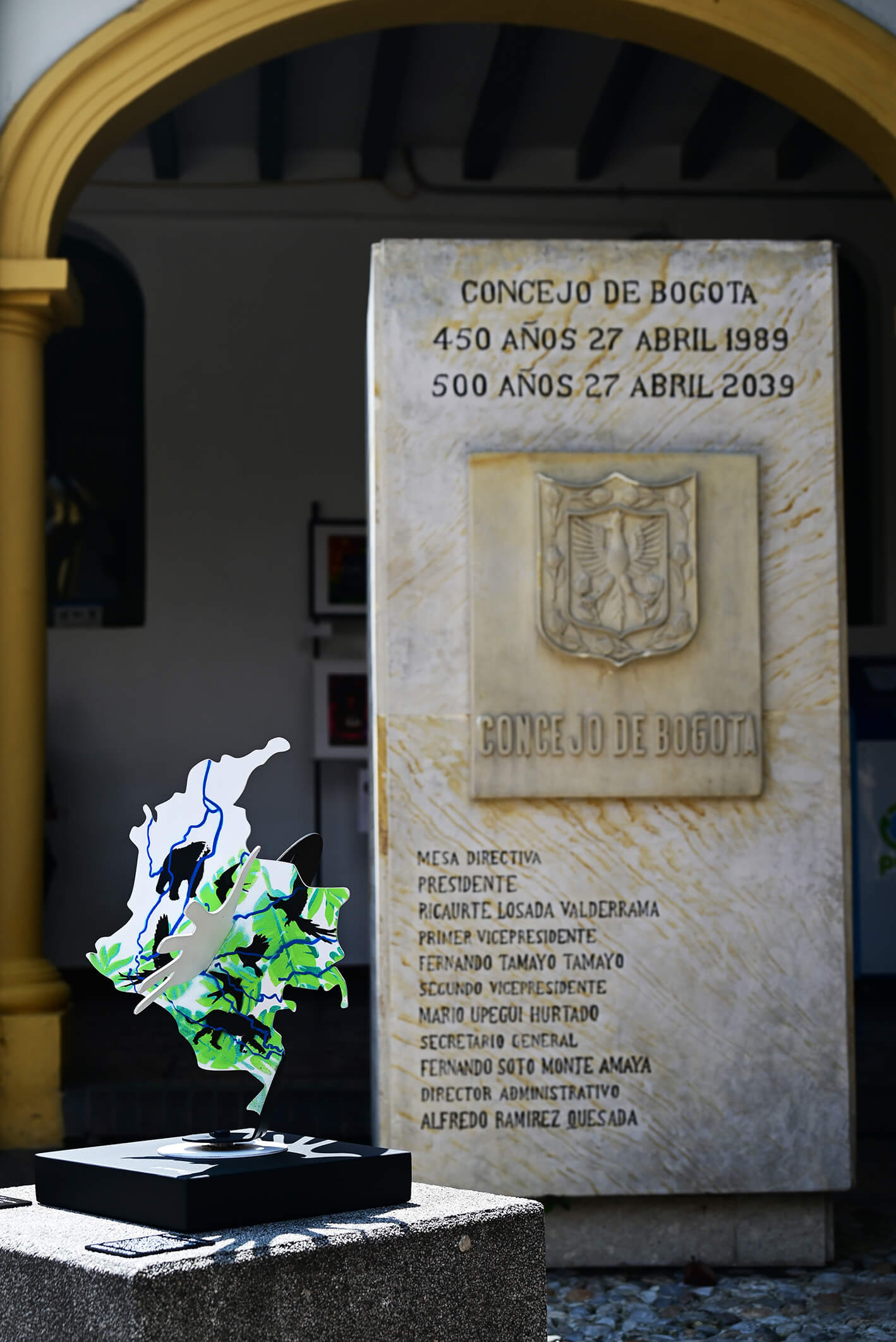 Escultura Mapa de Colombia Diversidad Concejo de Bogotá