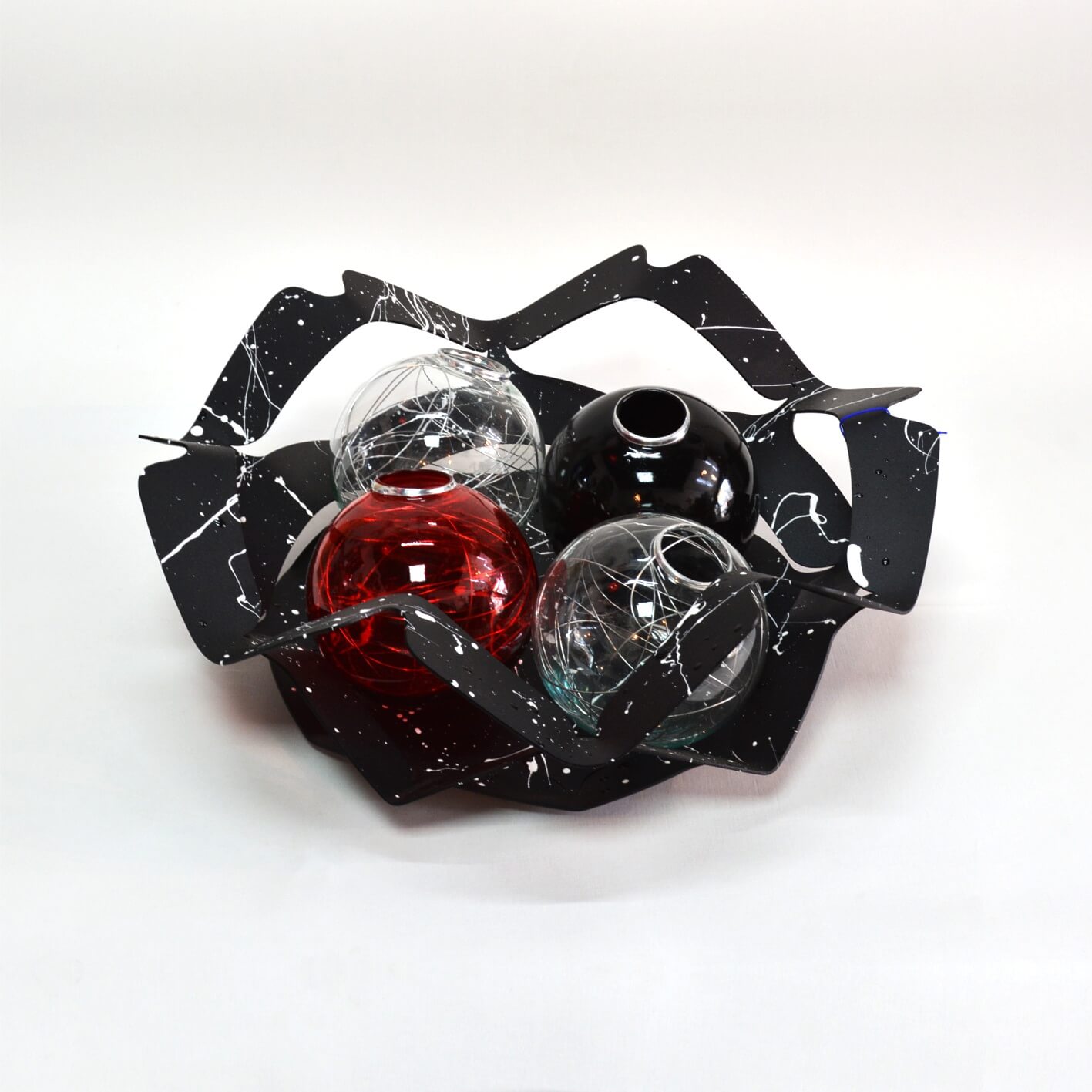 Red Redonda Negra con Salpicaduras Blancas