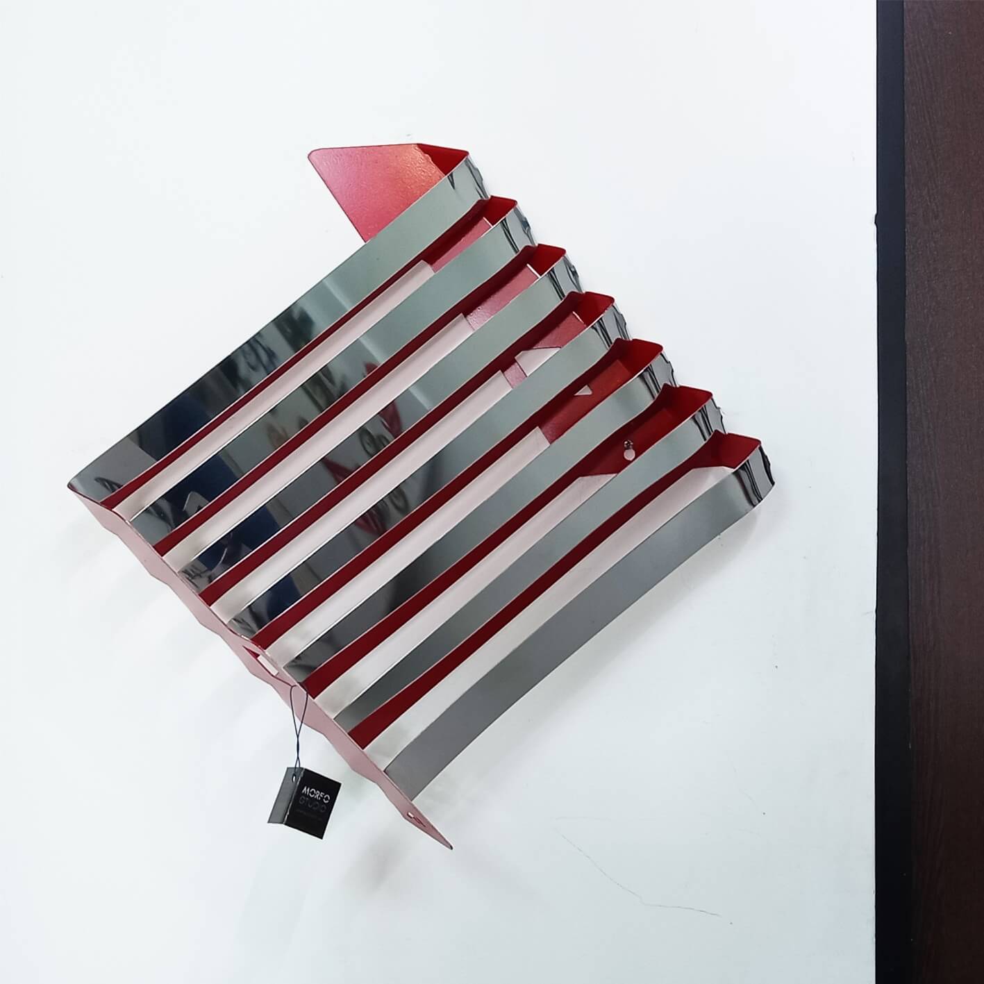 Vértice Inox. y Rojo