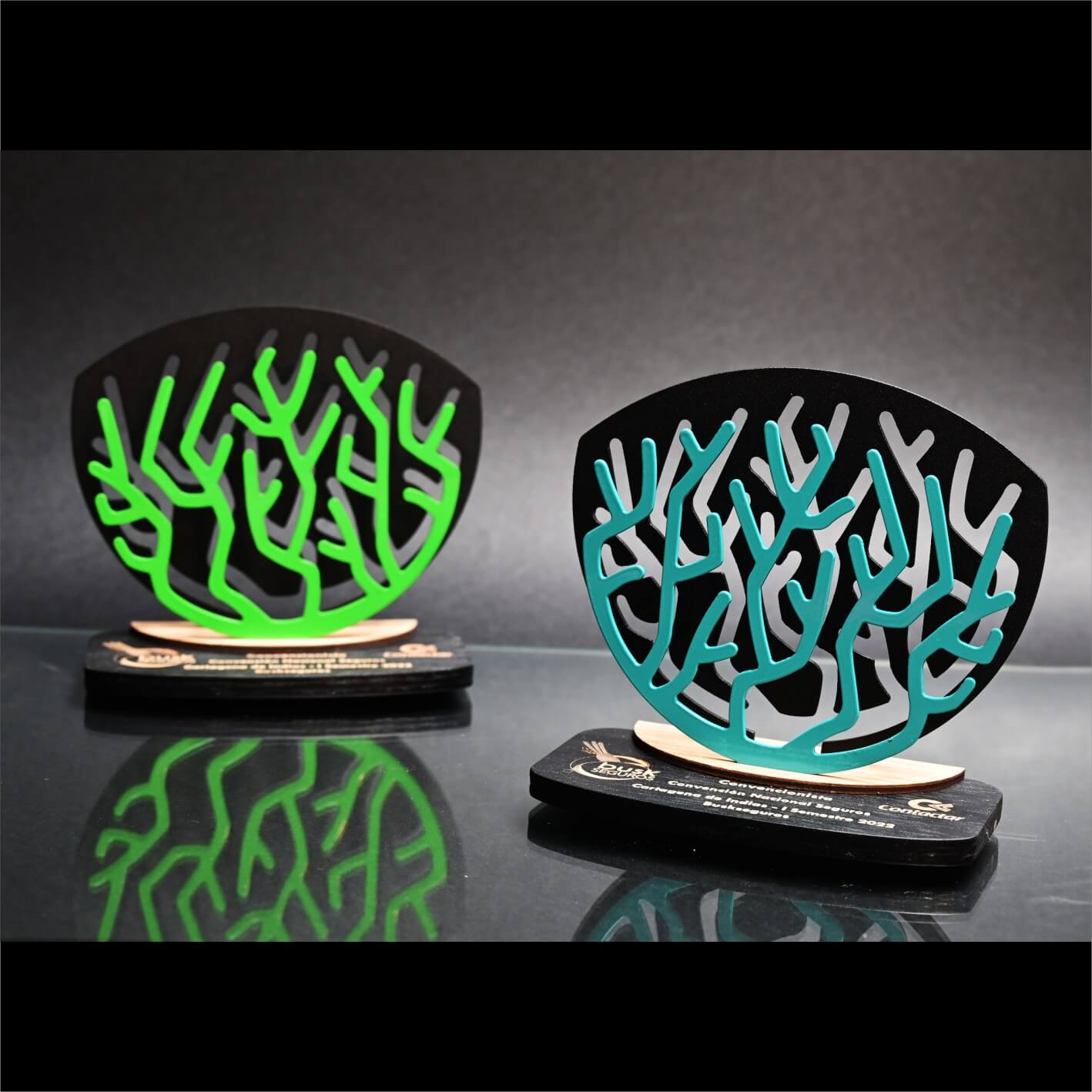 Coral Busk Verde y Turquesa