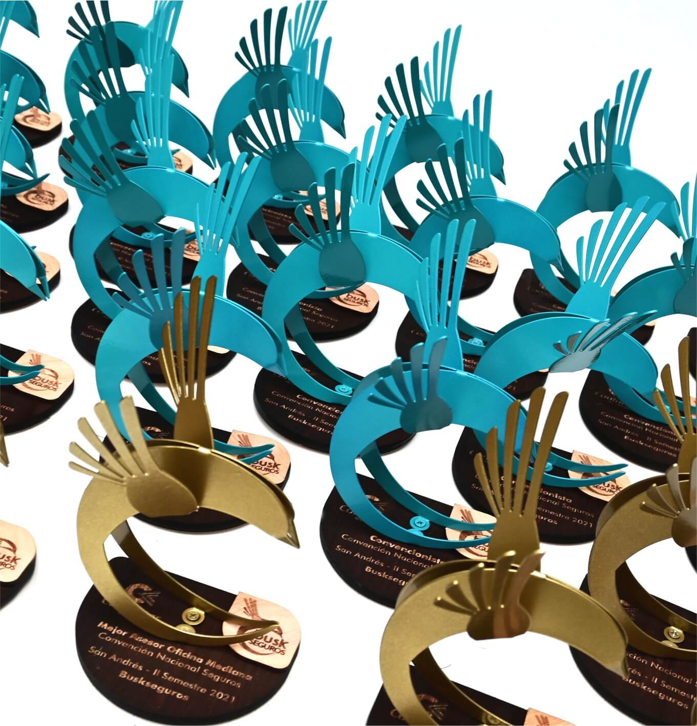 Busk Seguros Pájaros Dorado y Azul